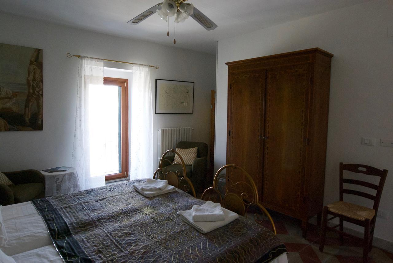 Bed and Breakfast Art & Breakfast Ripabottoni Exterior foto